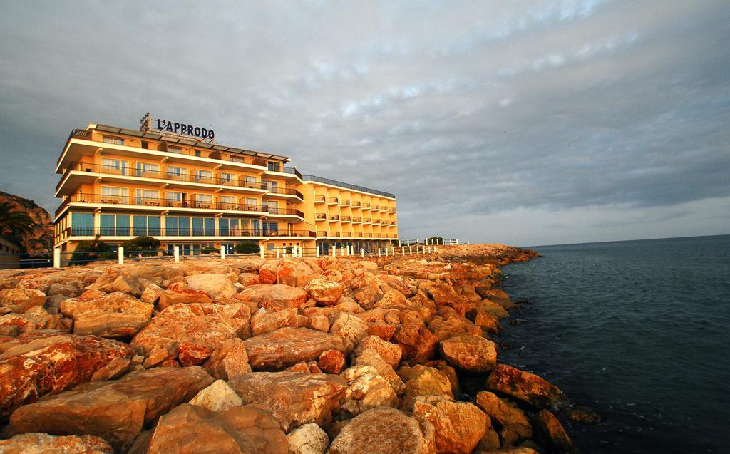 Grand Hotel L'Approdo Терачина Екстериор снимка